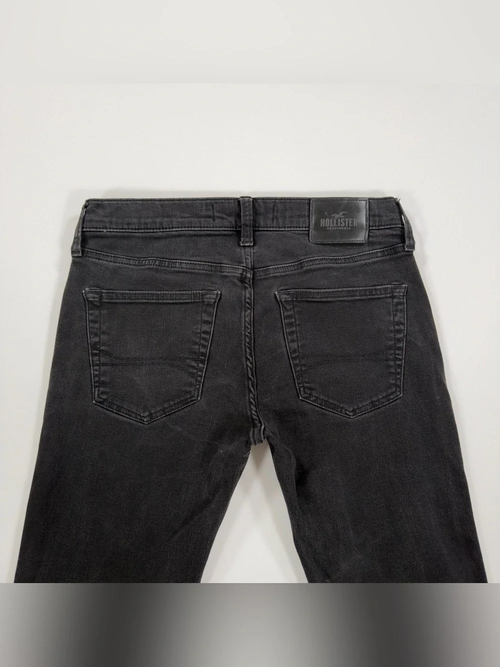 Hollister contemporary everyday